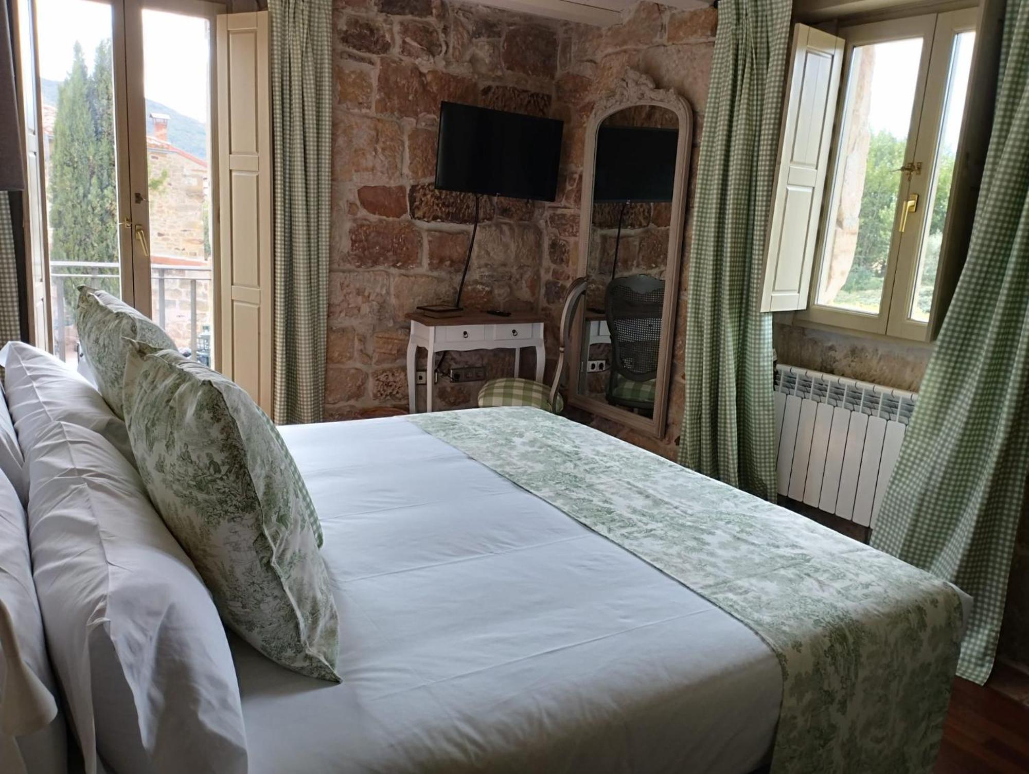 Maison Baron De La Galleta B&B Quintanilla de las Torres ภายนอก รูปภาพ